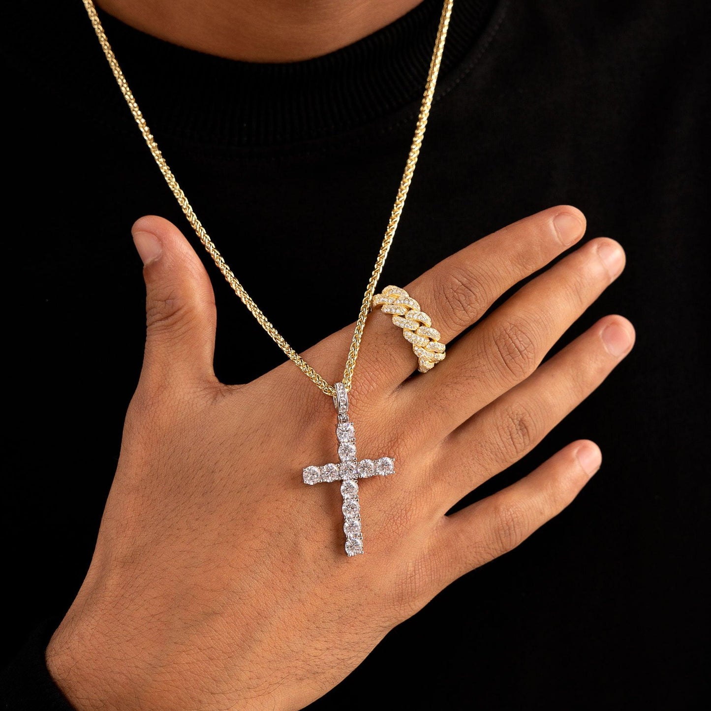COLLAR CRUZ PLATA✝️